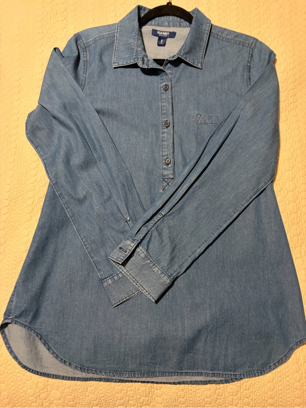 Upcycled denim shirt/shacket (Medium) with western “Rodeo” panel sewn in back) - Picture 3 of 6